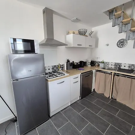 La Pinochonnerie 2/4pers 6 Min Puy Du Fou