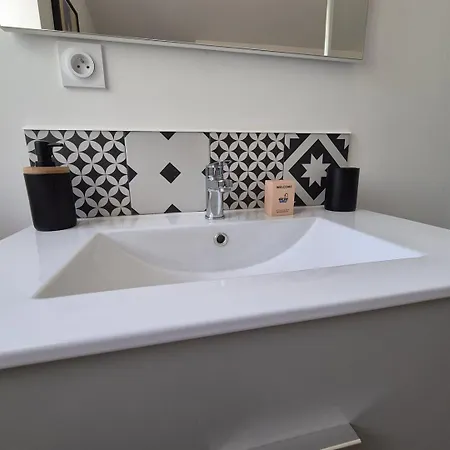 La Pinochonnerie 2/4pers 6 Min Puy Du Fou 3* 查姆布里陶德